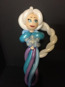 Elsa balloon